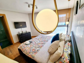 Cozy Ocean-View Studio in Marina